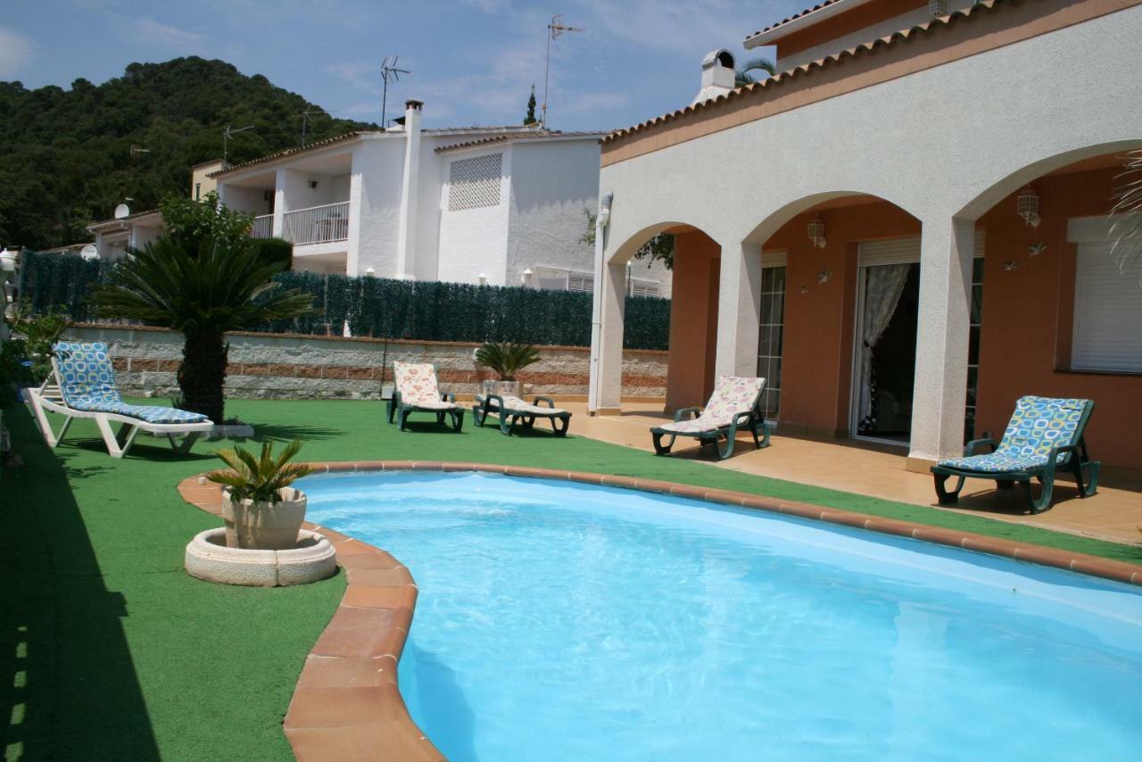 Villa Costa. توسا ذي مار المظهر الخارجي الصورة